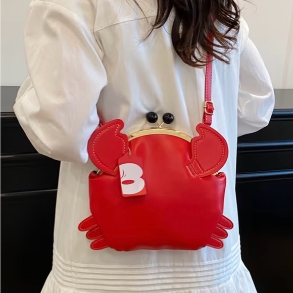 Gecko Handbags - RED CRAB PURSE~ by Gecko